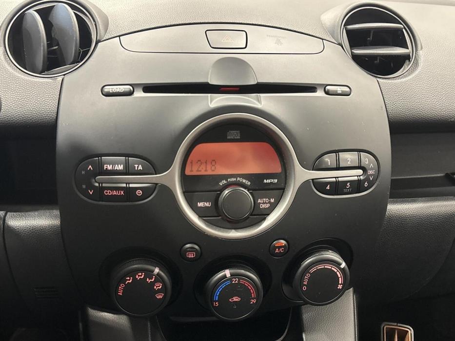 MAZDA Mazda2 2008