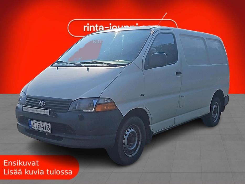 TOYOTA HIACE 2004