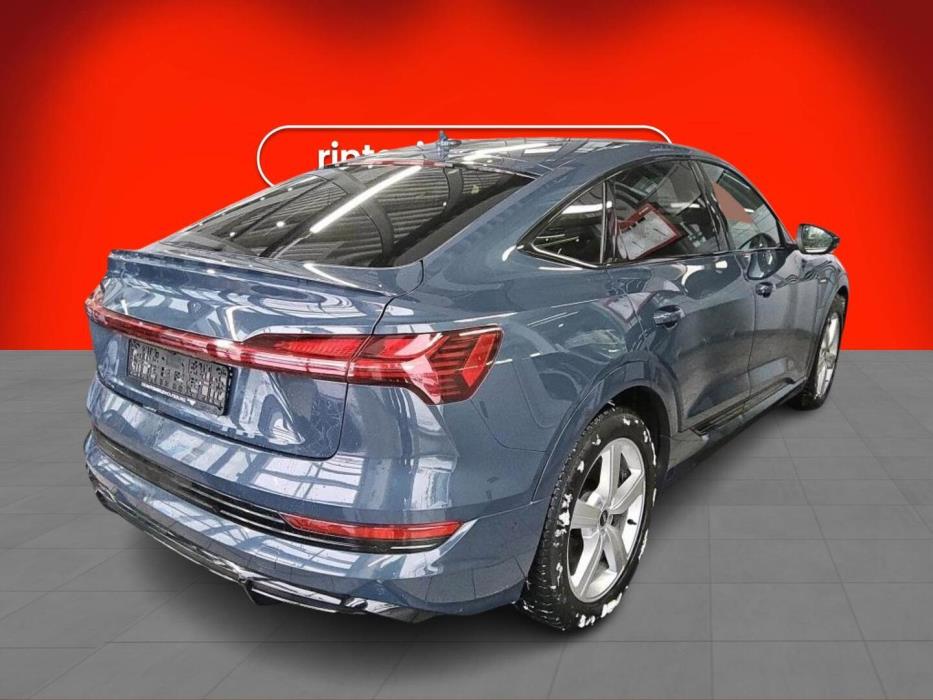 AUDI E-TRON 2023
