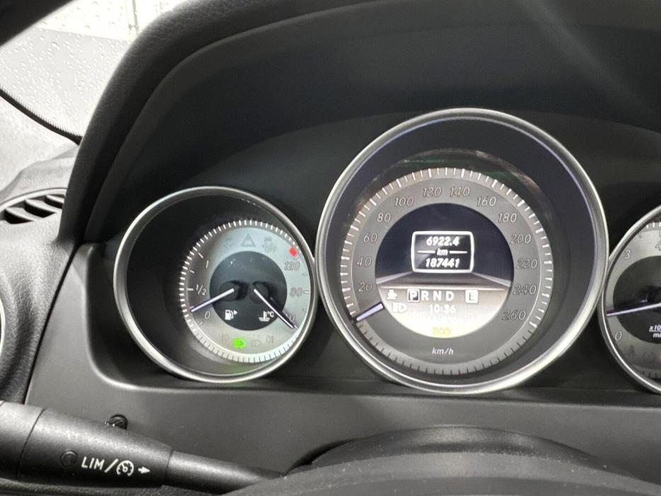 MERCEDES-BENZ C 2011