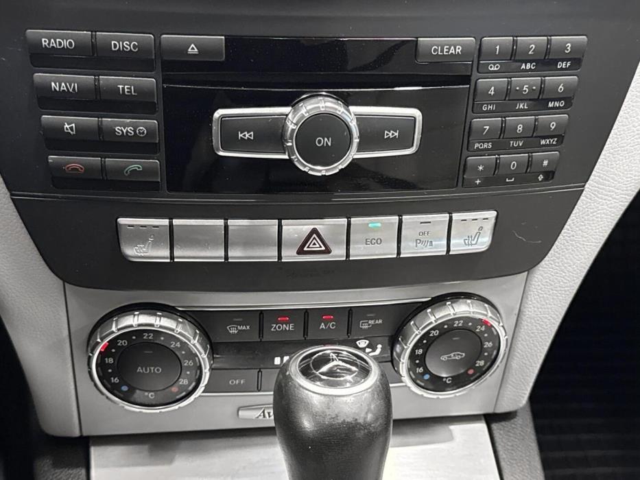 MERCEDES-BENZ C 2011