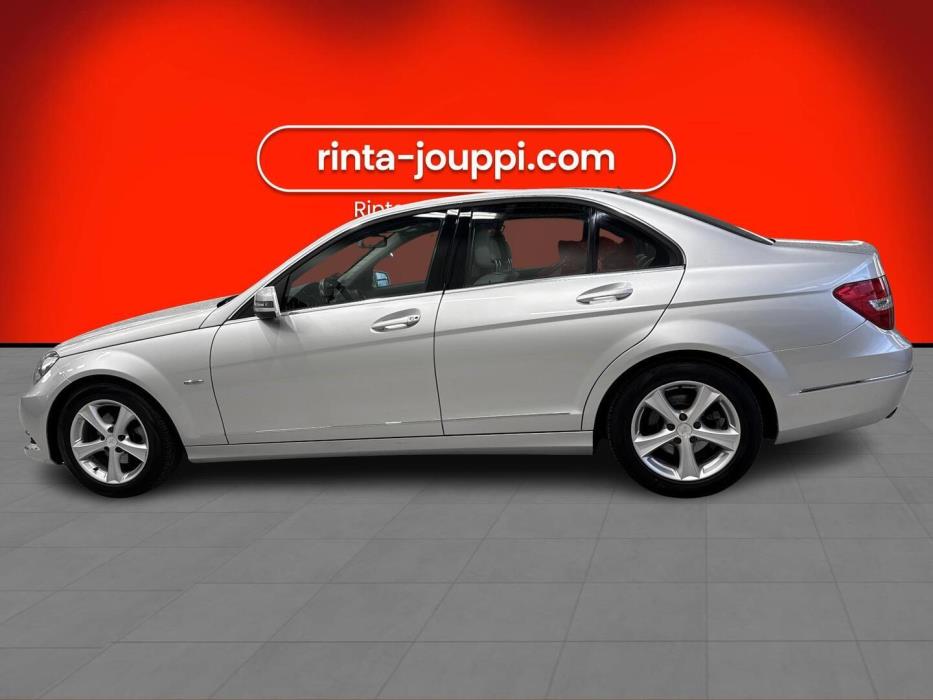 MERCEDES-BENZ C 2011