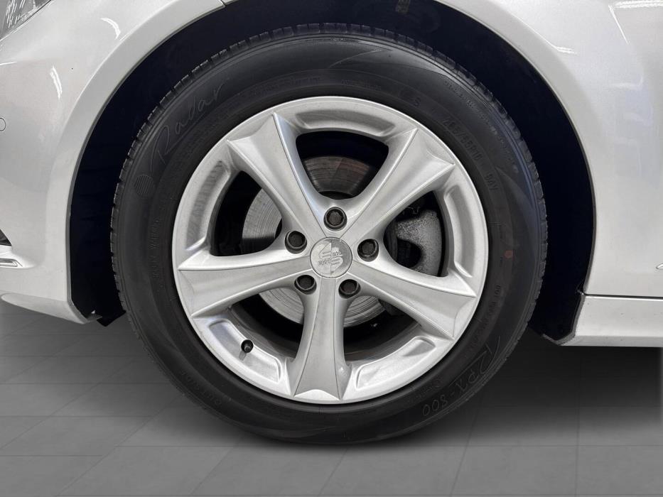 MERCEDES-BENZ C 2011