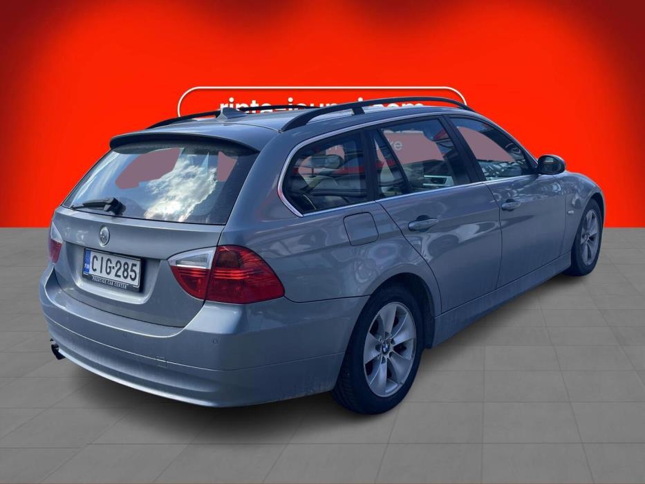 BMW 325 2005