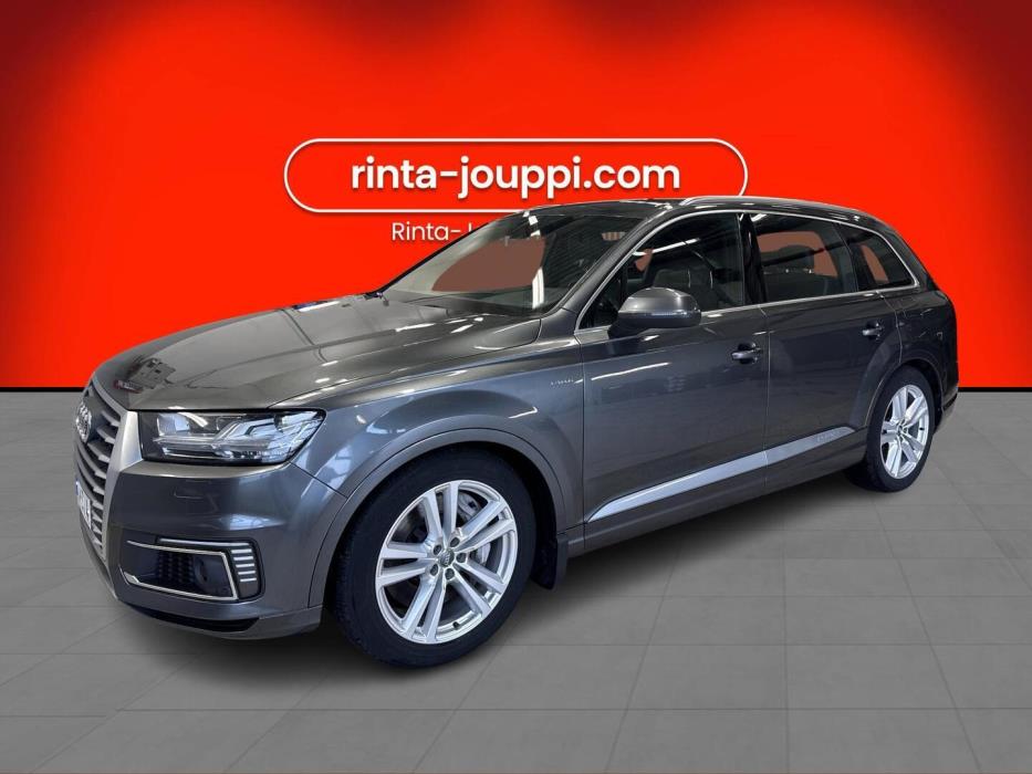 AUDI Q7 2018