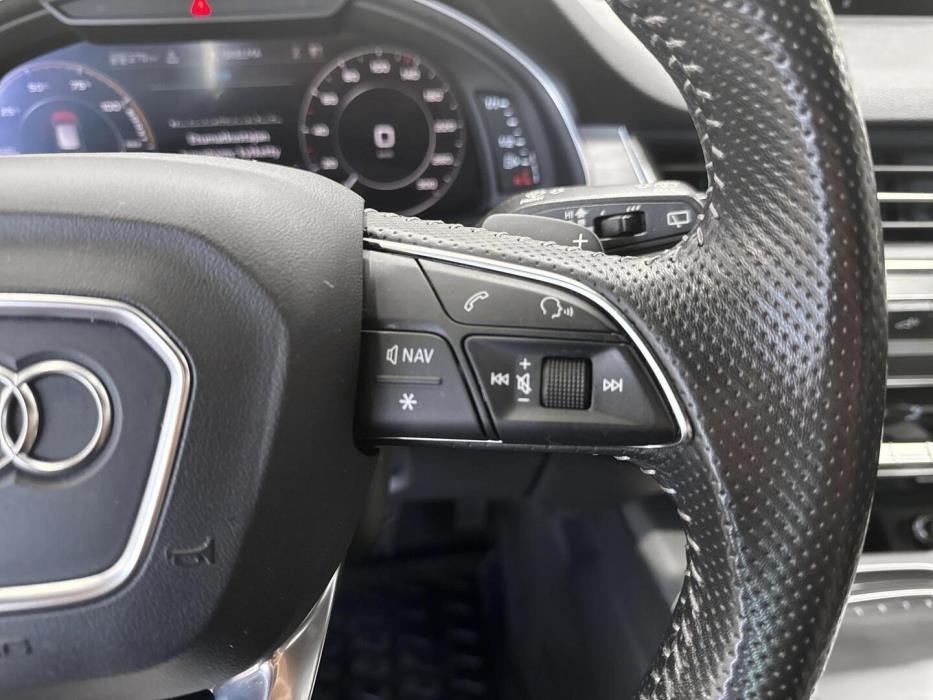 AUDI Q7 2018
