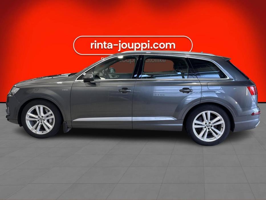 AUDI Q7 2018