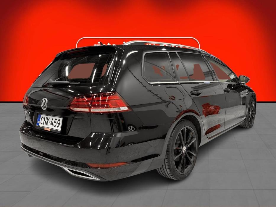 VOLKSWAGEN Golf 2019