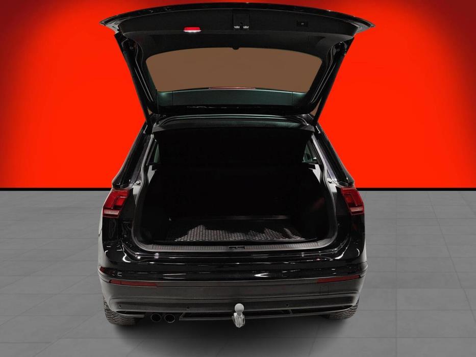VOLKSWAGEN Tiguan 2016