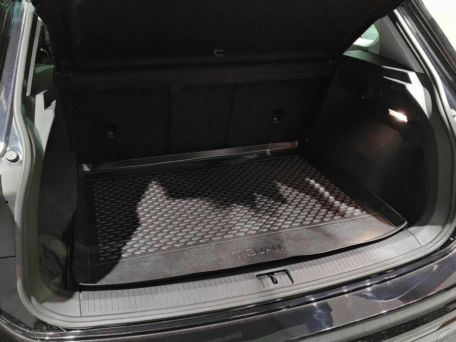 VOLKSWAGEN Tiguan 2016