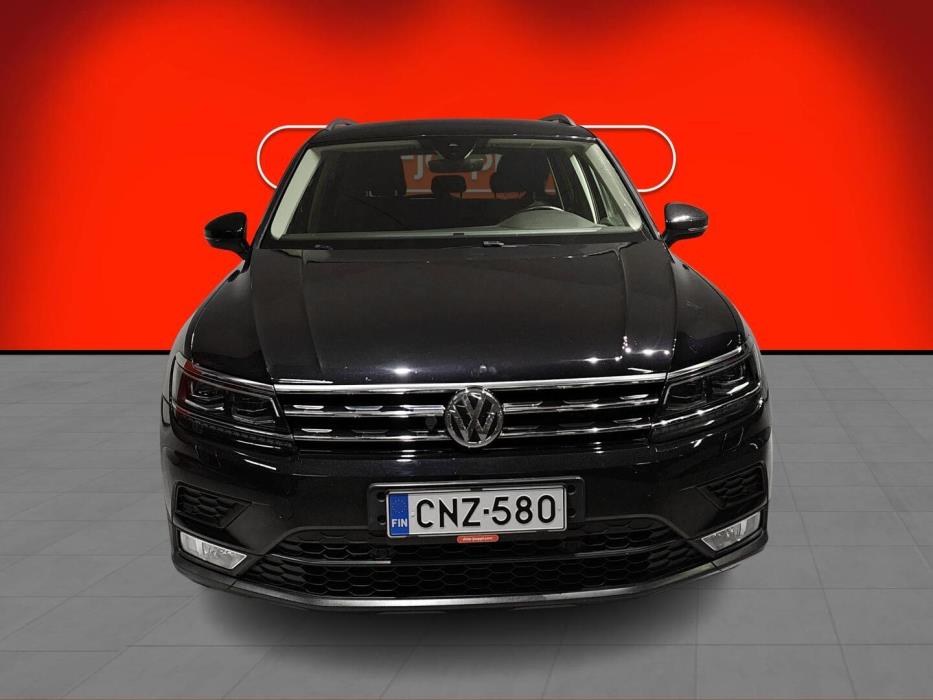 VOLKSWAGEN Tiguan 2016