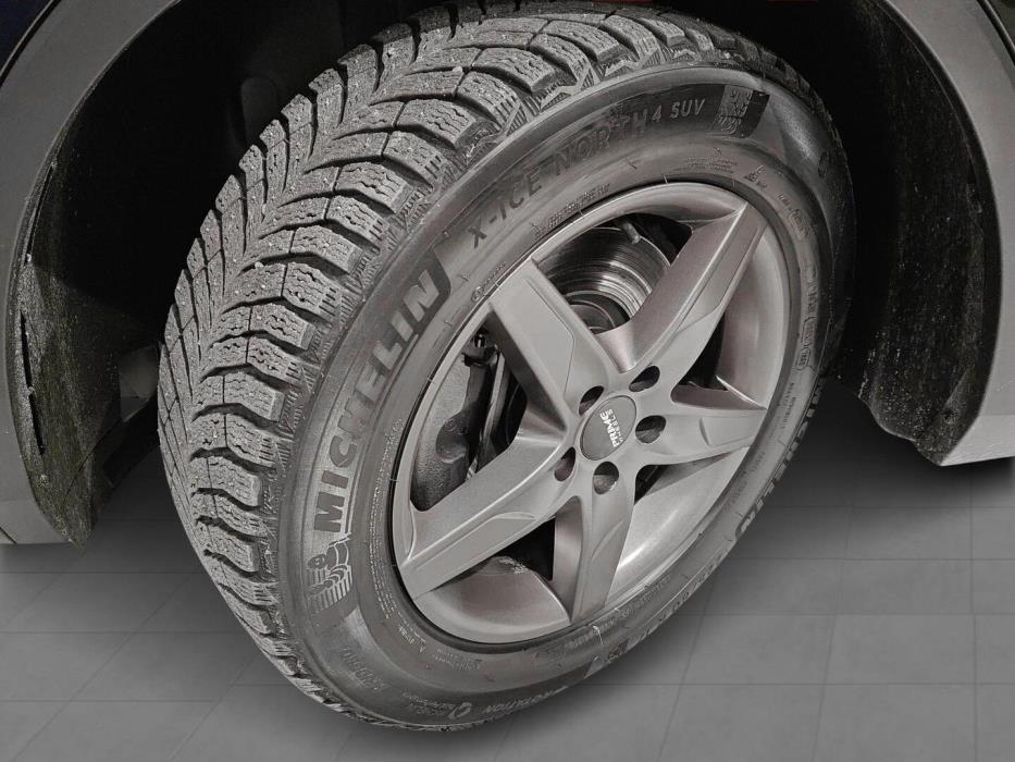 VOLKSWAGEN Tiguan 2016