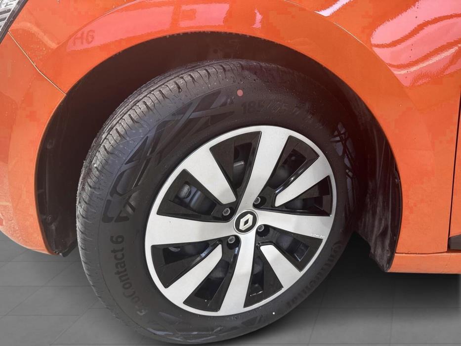 RENAULT Clio 2024