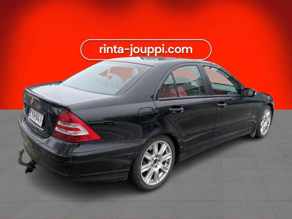 MERCEDES-BENZ C 2004