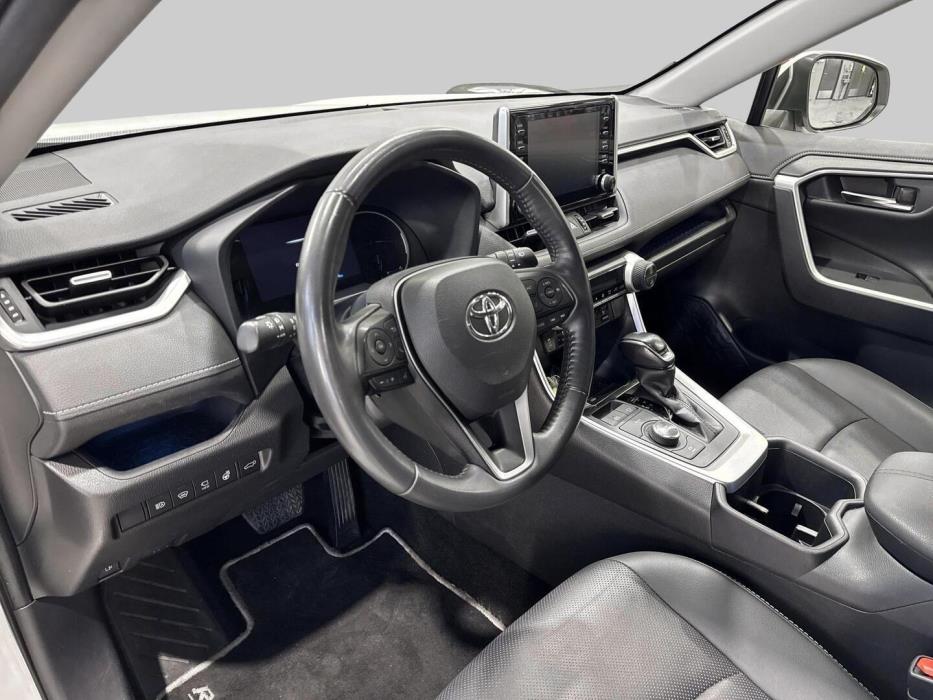 TOYOTA RAV4 2023