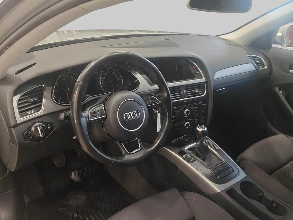 AUDI A4 2013