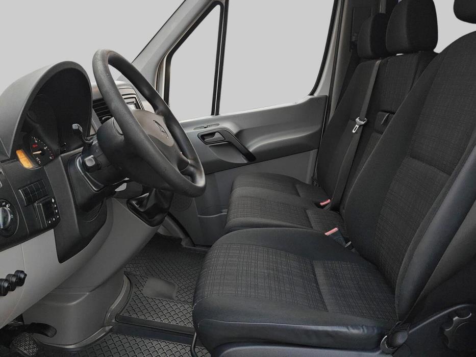 MERCEDES-BENZ Sprinter 2013