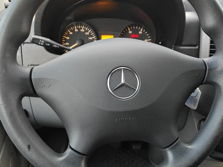 MERCEDES-BENZ Sprinter 2013