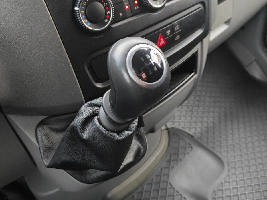 MERCEDES-BENZ Sprinter 2013