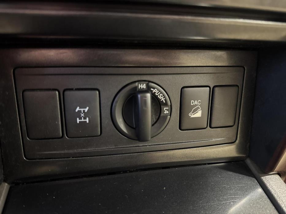 TOYOTA Land Cruiser 2016