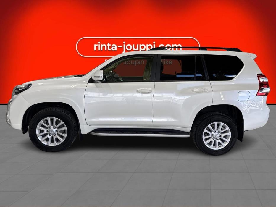 TOYOTA Land Cruiser 2016