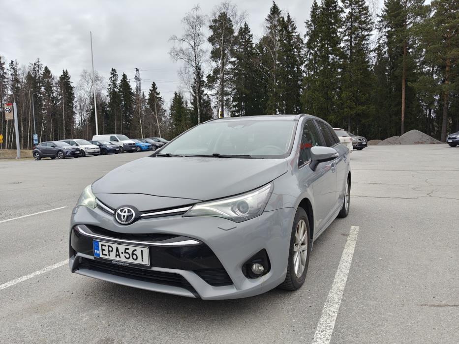 TOYOTA AVENSIS 2018