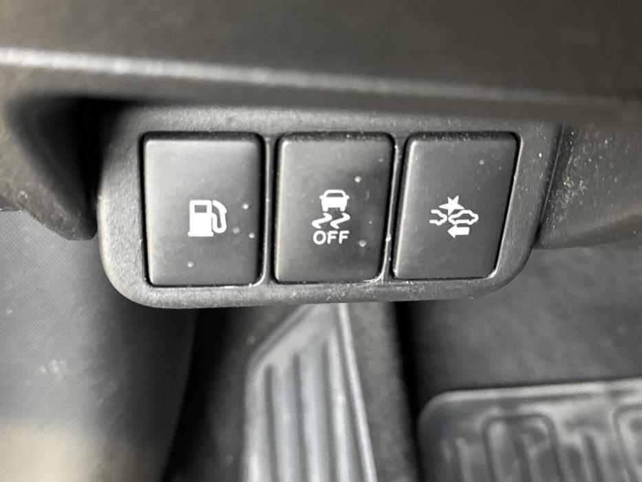TOYOTA AVENSIS 2018