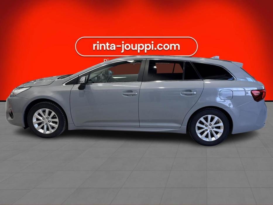 TOYOTA AVENSIS 2018