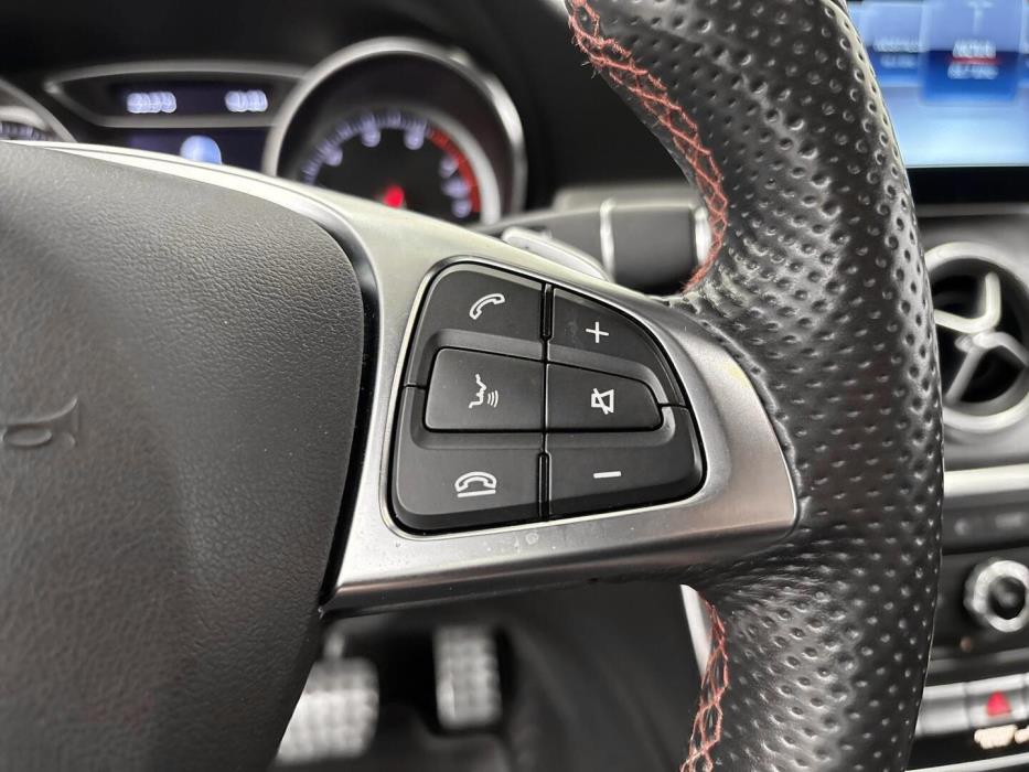 MERCEDES-BENZ CLA 2018