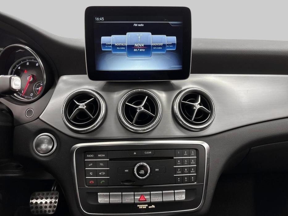 MERCEDES-BENZ CLA 2018
