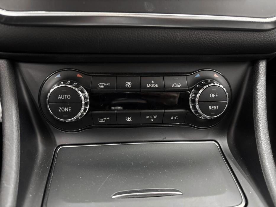 MERCEDES-BENZ CLA 2018