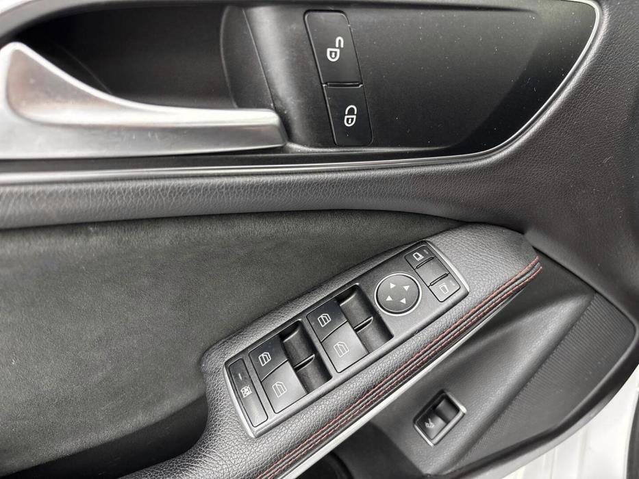 MERCEDES-BENZ CLA 2018