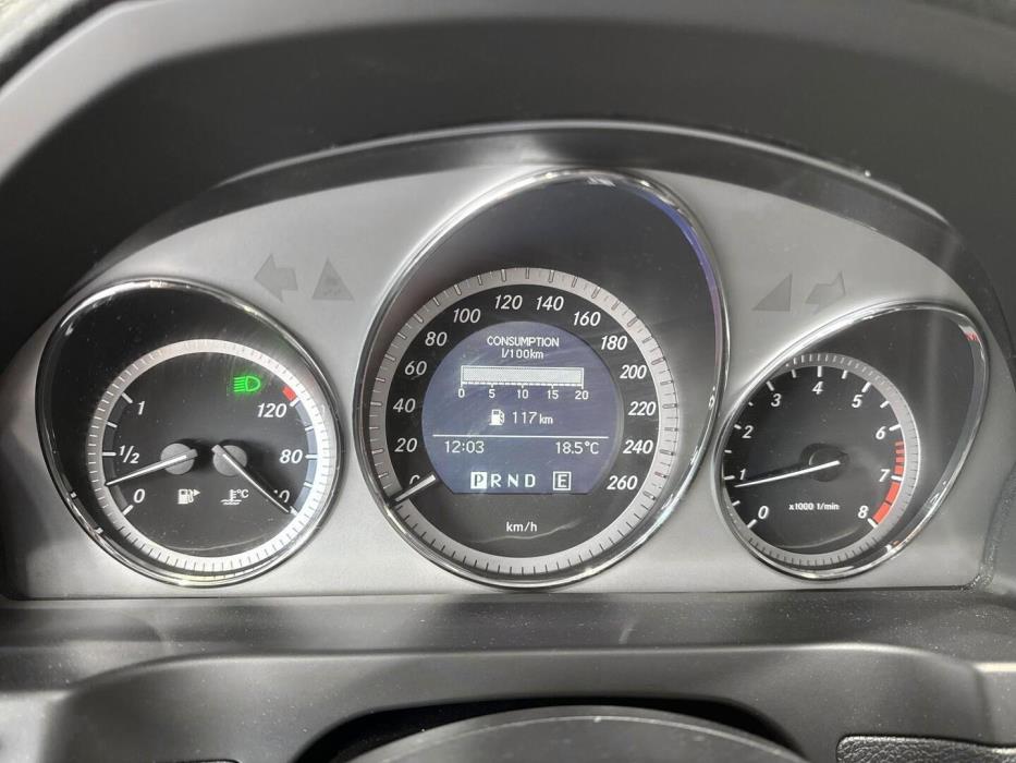 MERCEDES-BENZ C 2010