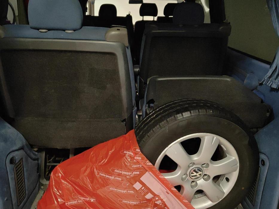 VOLKSWAGEN Transporter 2005