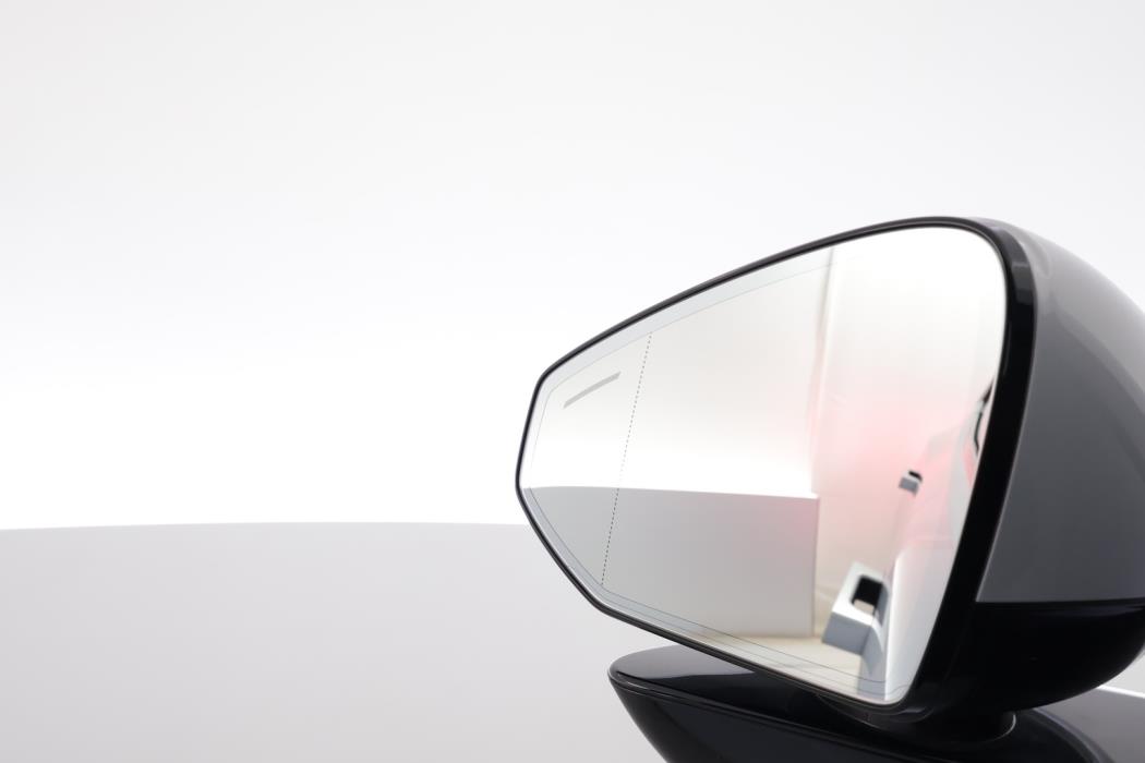 POLESTAR 4 2025