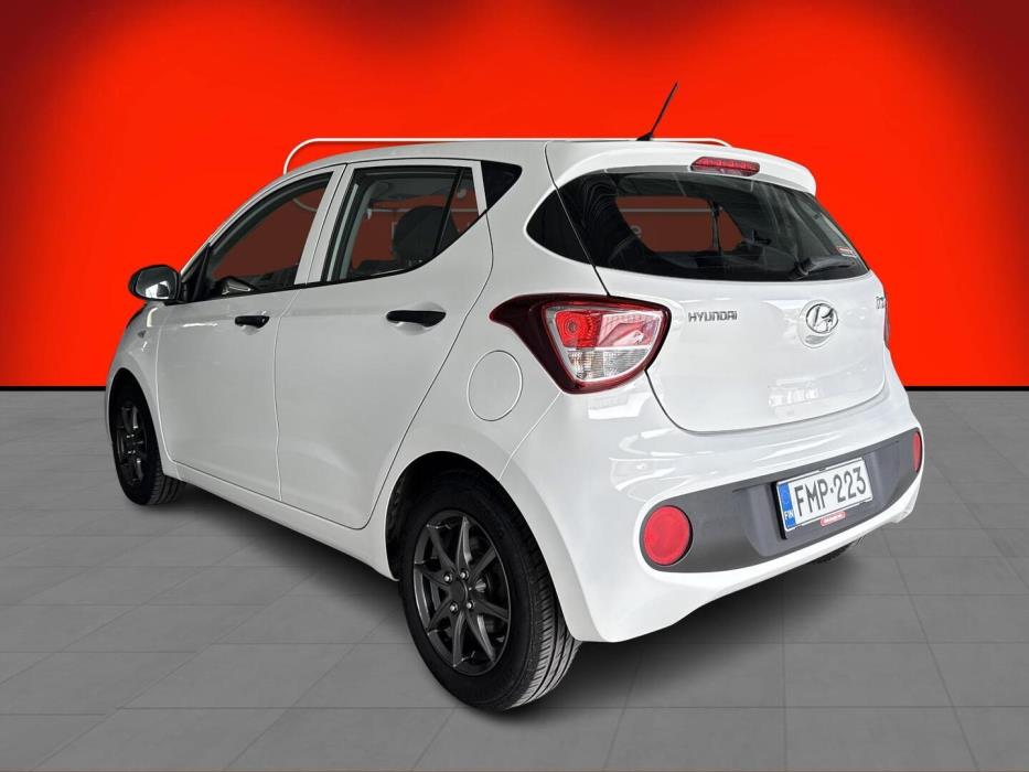 HYUNDAI i10 2017