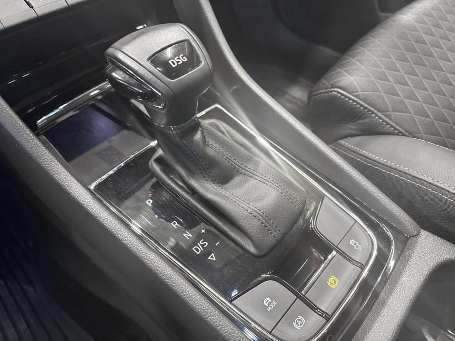 SKODA Karoq 2021