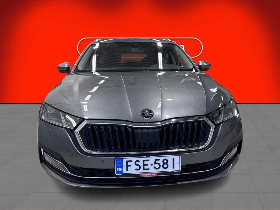 SKODA Octavia 2024