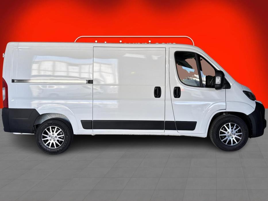 TOYOTA Proace MAX 2025