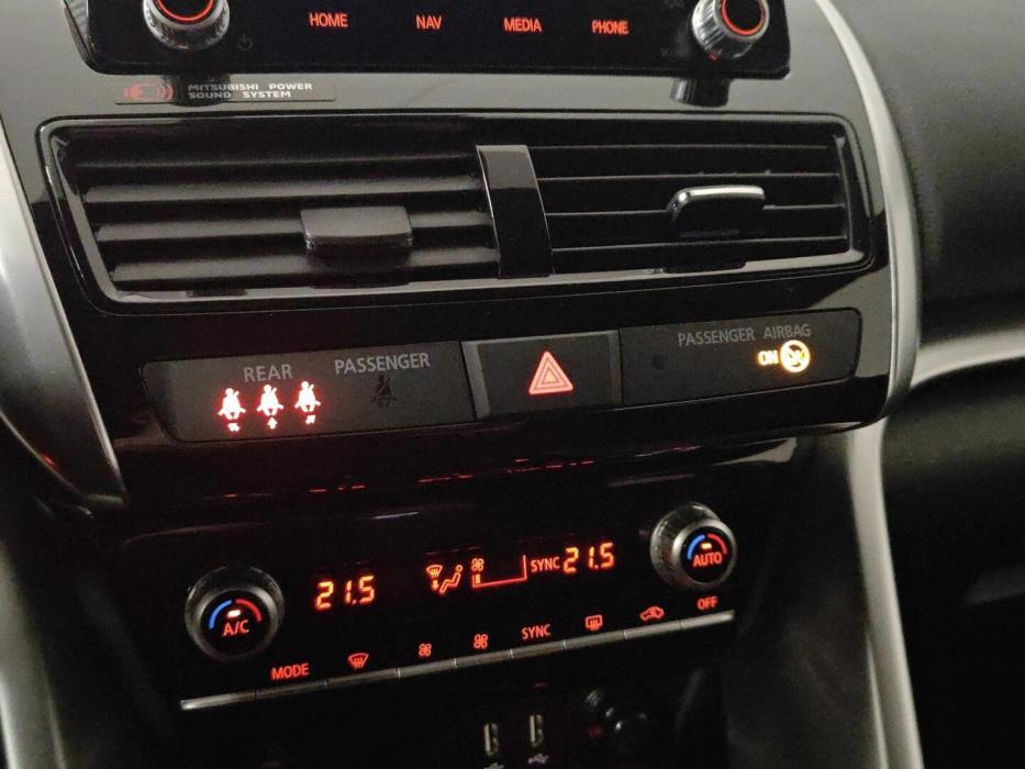 MITSUBISHI ECLIPSE CROSS 2024