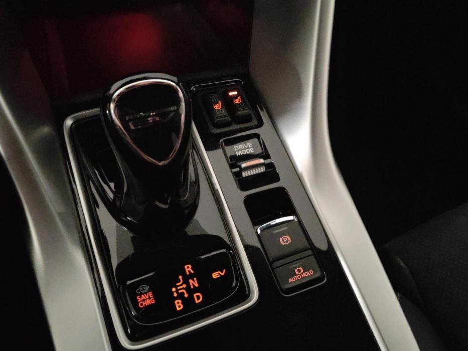 MITSUBISHI ECLIPSE CROSS 2024