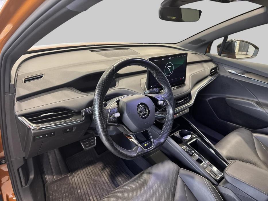 SKODA Enyaq 2023