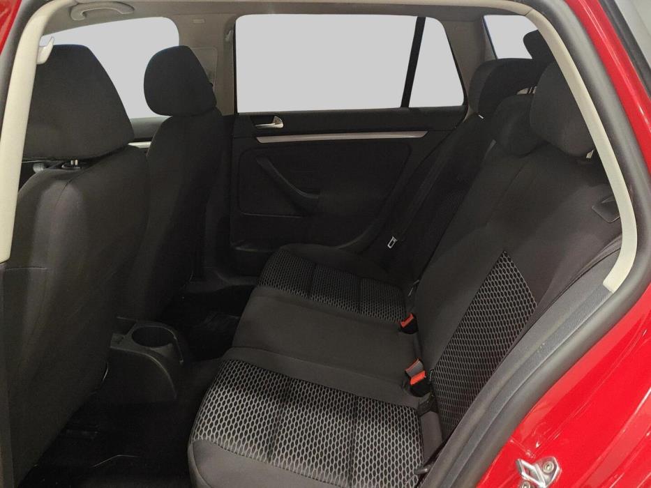 VOLKSWAGEN Golf 2011