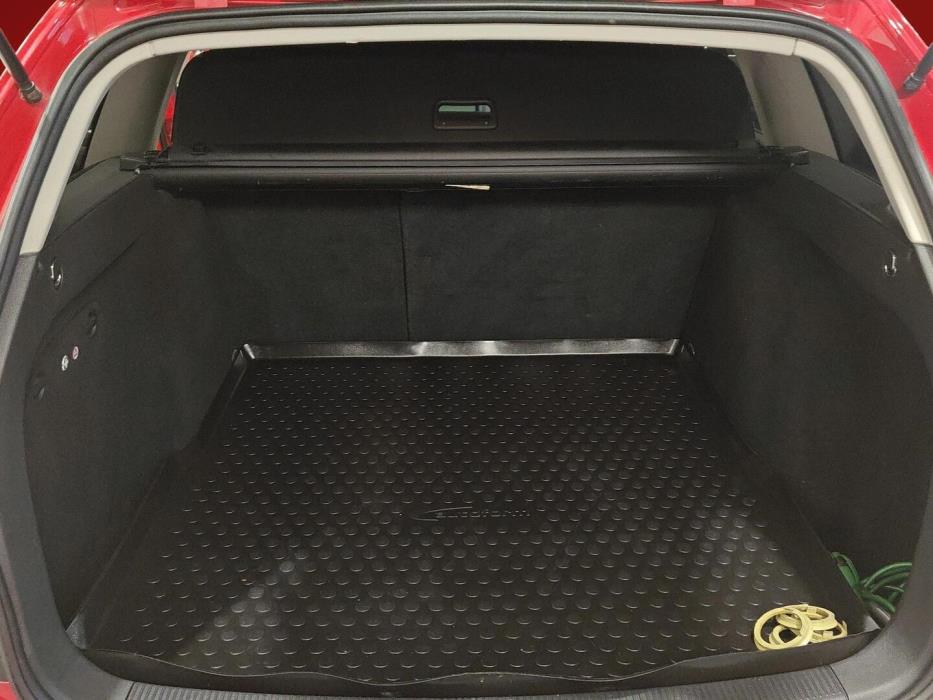 VOLKSWAGEN Golf 2011