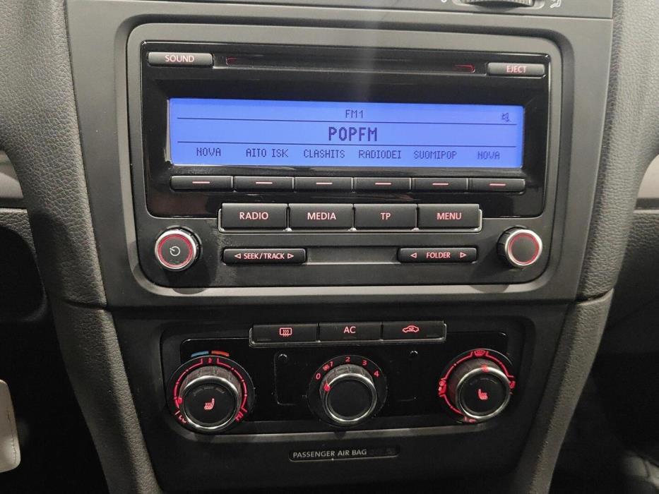 VOLKSWAGEN Golf 2011