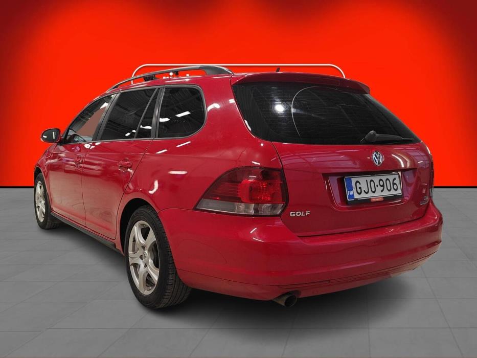 VOLKSWAGEN Golf 2011