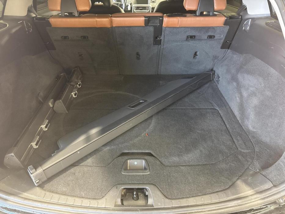 VOLVO V60 2011