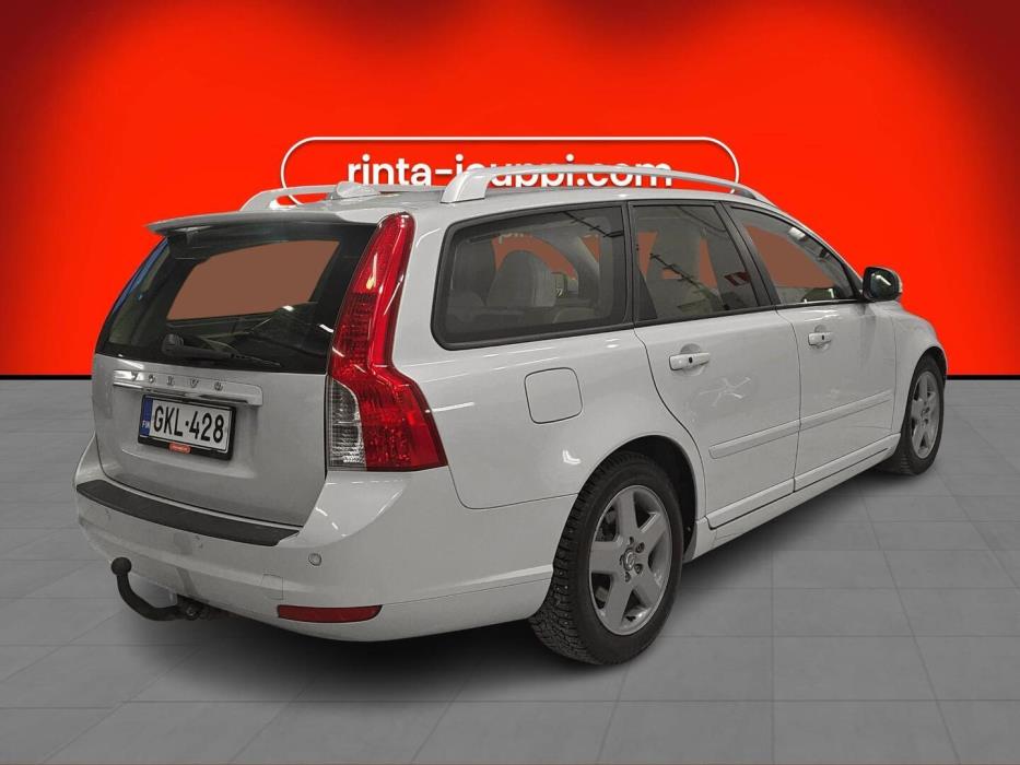 VOLVO V50 2012