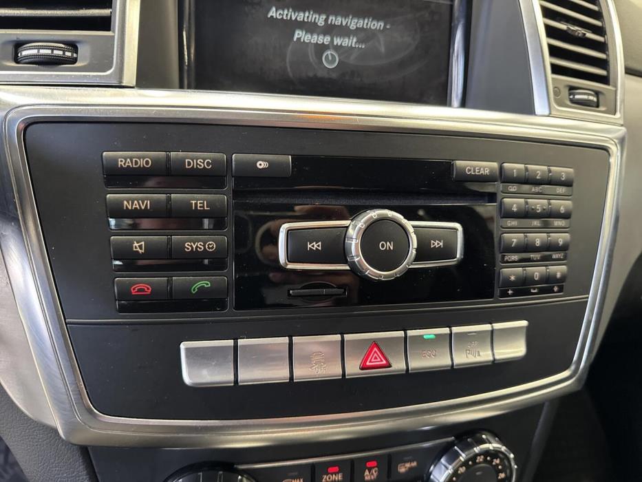 MERCEDES-BENZ ML 2011