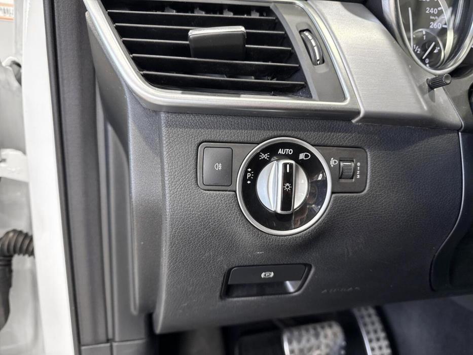 MERCEDES-BENZ ML 2011